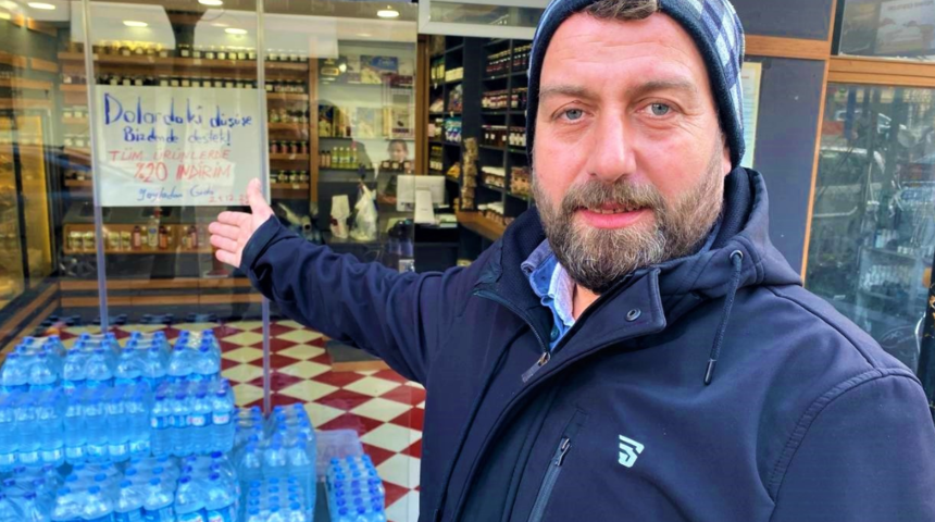 Kocaelili esnaf dolar düşünce fiyatları indirdi! ''Sabahtan beri şaşırıyorlar''