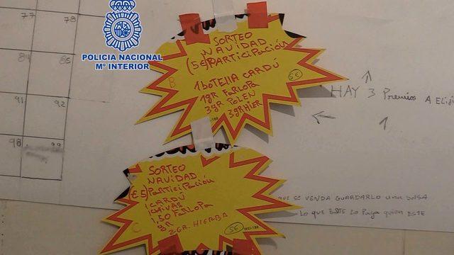 İspanya: Jambon ve uyuşturucu dolu Noel sepeti i&ccedil;in &ccedil;ekilişe baskın 1