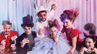 Alice Müzikali sahnelere geri dönüyor! Serenay Sarıkaya, Ezgi Mola ve Merve Dizdar yeniden seyirci karşısında