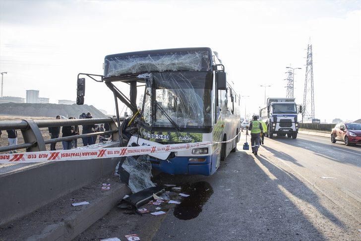 GÜNCELLEME - Ankara'da belediye otobüsü köprü korkuluklarına çarptı G2