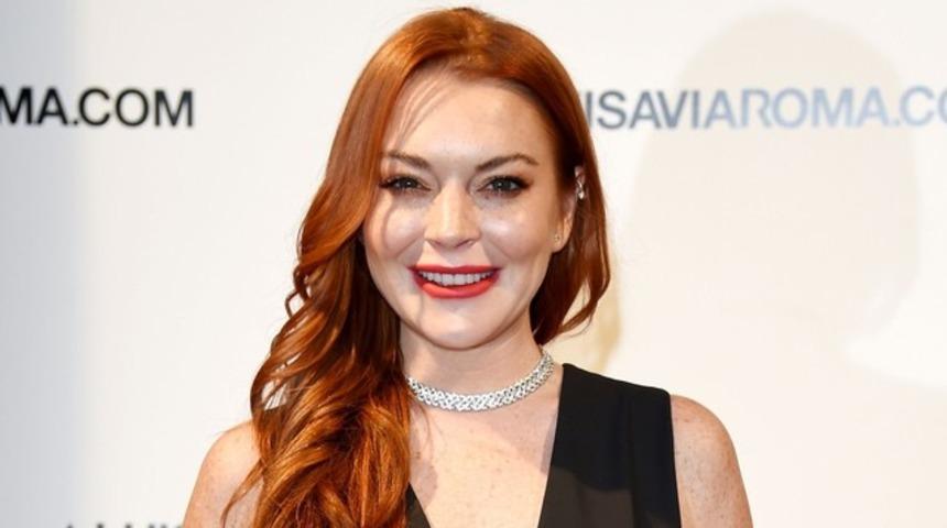 Hollywood yıldızlarının vizesi i&ccedil;in &Ccedil;avuşoğlu devreye girdi