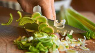 Tadı damağınızda kalacak! Sofralarınızı şenlendirecek pırasalı pilav tarifi