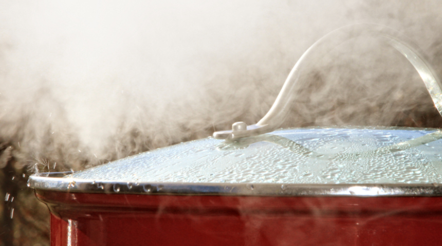 Patlar mı diye korkmayın! Bu püf noktalarıyla düdüklü tencere kullanmak çok kolay