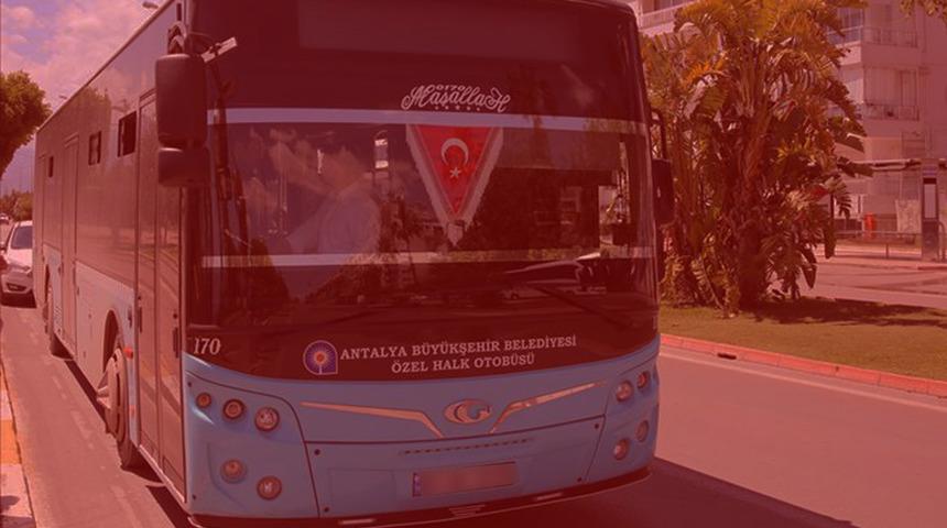 Ukraynalı yolcudan otobüs şoförüne demir çubukla saldırı