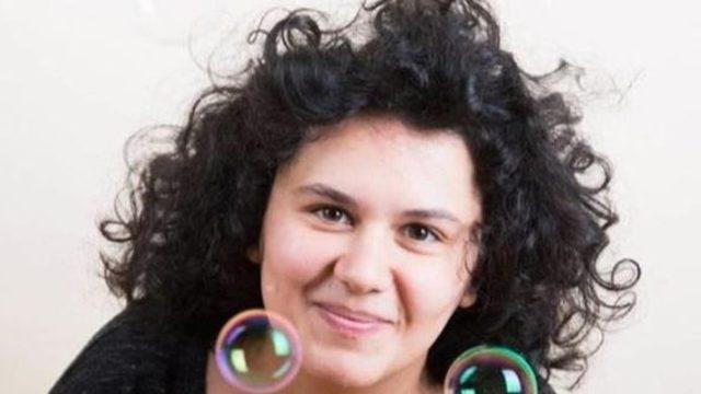 Aybike Esin Tumluer kimdir, aslen nereli? Cinsiyet değişimi ile çok konuşulan Aybike Esin Tumluer kaç yaşında?