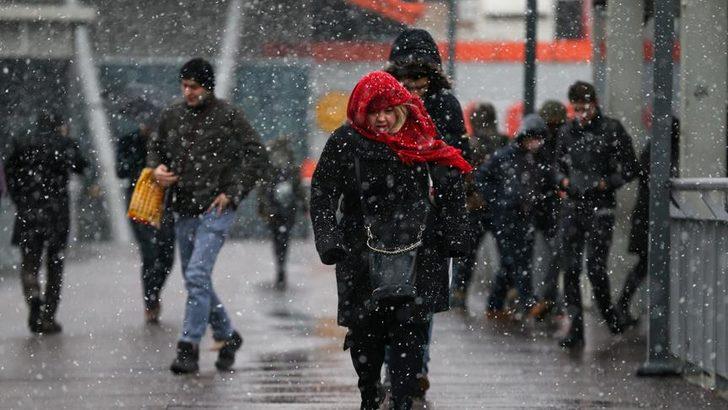 SON DAKİKA hava durumu tahmini! 23 ilde lapa lapa kar yağacak, sıcaklık 10 derece düşecek... Meteoroloji'den 22 Ocak Pazartesi bugün için kar yağışı uyarısı! İl il son durum G2