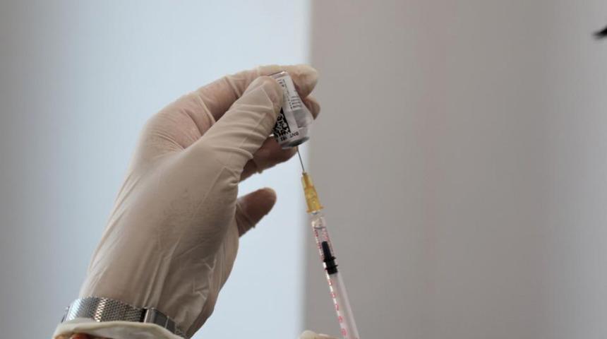 Belçika'da akılalmaz olay! Yaptırdığı koronavirüs aşısı sayısı dudak uçuklattı