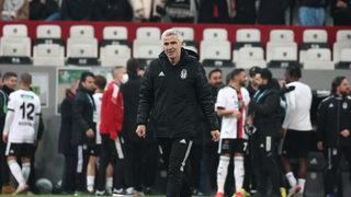 Son dakika: Beşiktaş Teknik Sorumlusu Önder Karaveli gözyaşlarını tutamadı!