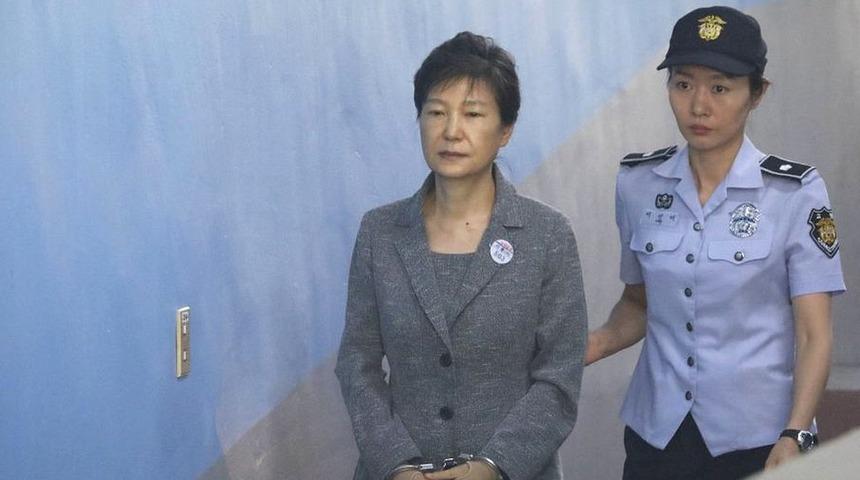 Park Geun-hye: G&uuml;ney Kore'nin eski devlet başkanı affedildi