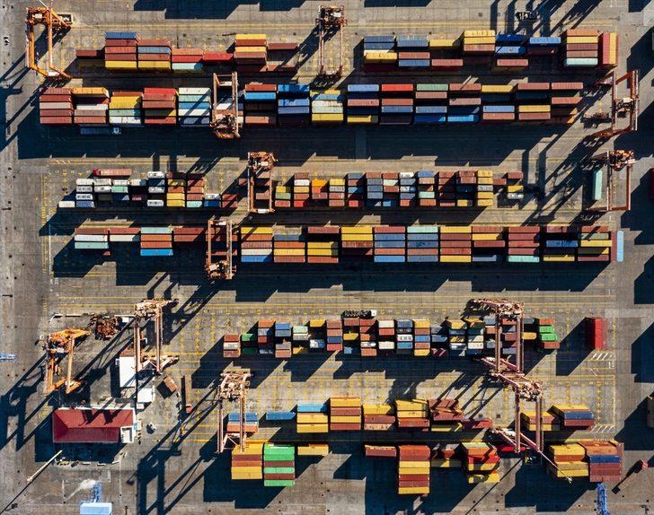 İzmir Limanı'nda yılın 11 ayında yaklaşık 8,5 milyon ton yük elleçleme yapıldı G2