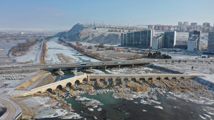 Sivas sıfırın altında 29,7 dereceyle Türkiye'nin en soğuk ili oldu G1