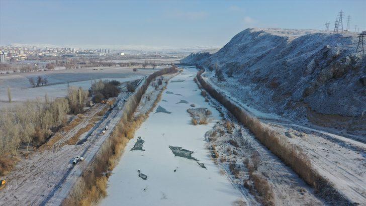 Sivas sıfırın altında 29,7 dereceyle Türkiye'nin en soğuk ili oldu G2