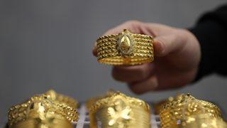 Ucuz altına hücum! Vatandaşlar maliyetleri azaltmak için 8 ayar altına yöneldi