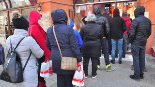 Levanın düştüğünü gören Bulgarlar şaşkına döndü: Çok ağır geldi taşıyamıyoruz