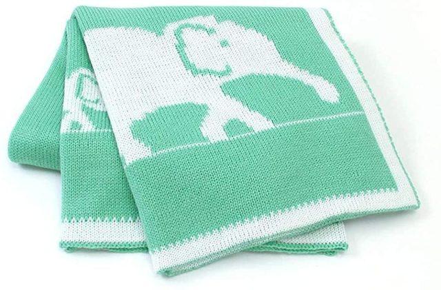 Bebeğiniz için güvenli ve sıcacık tutan en iyi bebek battaniyesi çeşitleri