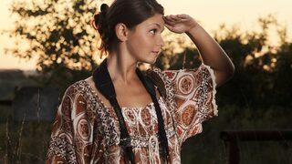 Bu fotoğrafçı diğerlerinden çok farklı! Çıplak insanların fotoğraflarını çekiyor