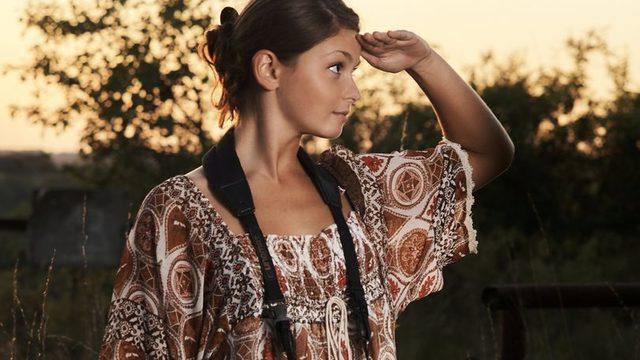 Bu fotoğrafçı diğerlerinden çok farklı! Çıplak insanların fotoğraflarını çekiyor