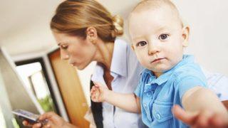 Akıllı telefonlar çocuk gelişimine zarar veriyor