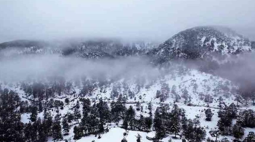 Denizli’nin Sibiryası olarak biliniyor! Çameli’nden kar manzaraları görenleri büyüledi