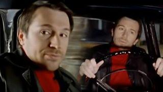 'Karagümrük yanıyor' şarkısıyla ünlenen Uğur Aslan son haliyle şaşkına çevirdi! ''Botoks canavarı olmuşsun''