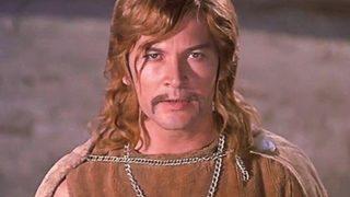 Yeşilçam'ın yakışıklı oyuncusu Kartal Tibet'in üvey oğlu Üç Kuruş dizisinin yıldızı çıktı! Gören şoke oldu