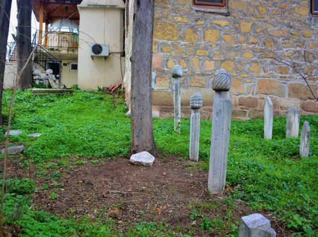 Kocaeli deki bu cami 390 yıldır ayakta, sırrı hala çözülemiyor! Dikkat çeken saat detayı 2