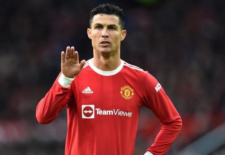Cristiano Ronaldo'nun kız kardeşi Elma Aveiro güzelliğiyle görenleri büyüledi!
