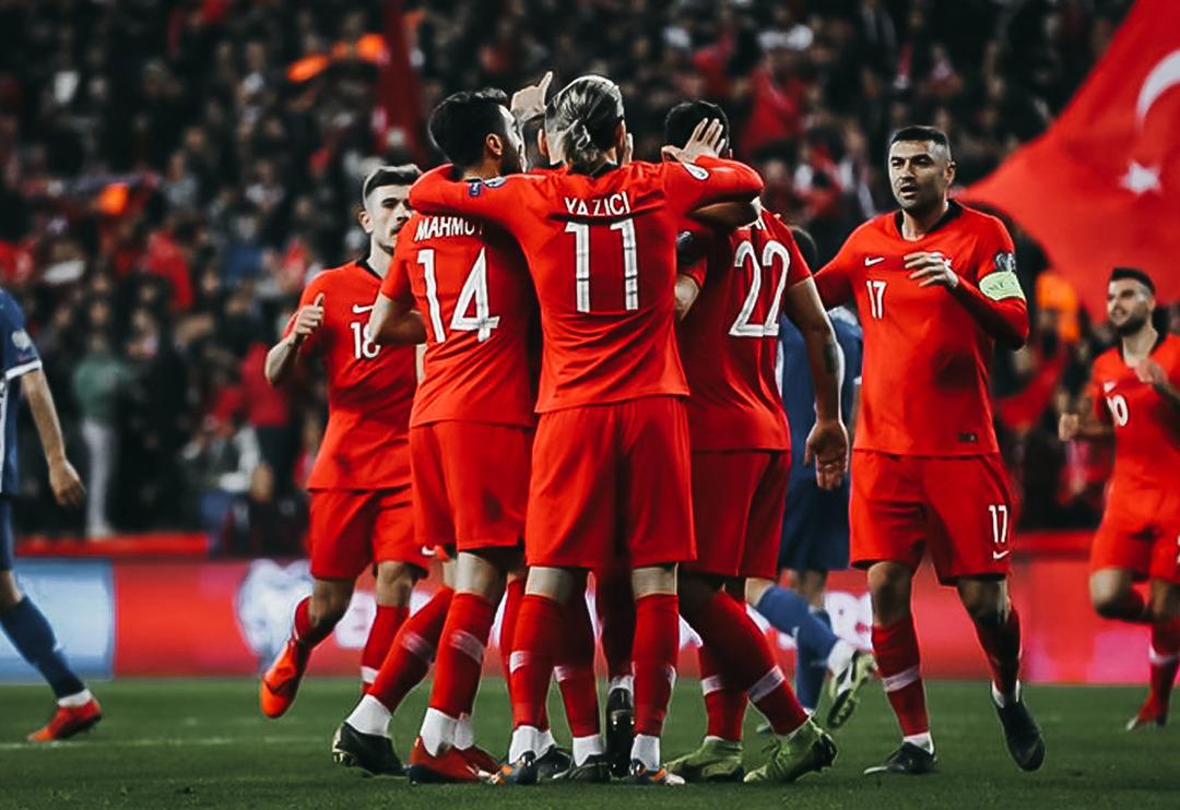 Son dakika: İşte en pahalı T&uuml;rk futbolcular! İlk 10 a&ccedil;ıklandı! Zirvede Hakan &Ccedil;alhanoğlu...