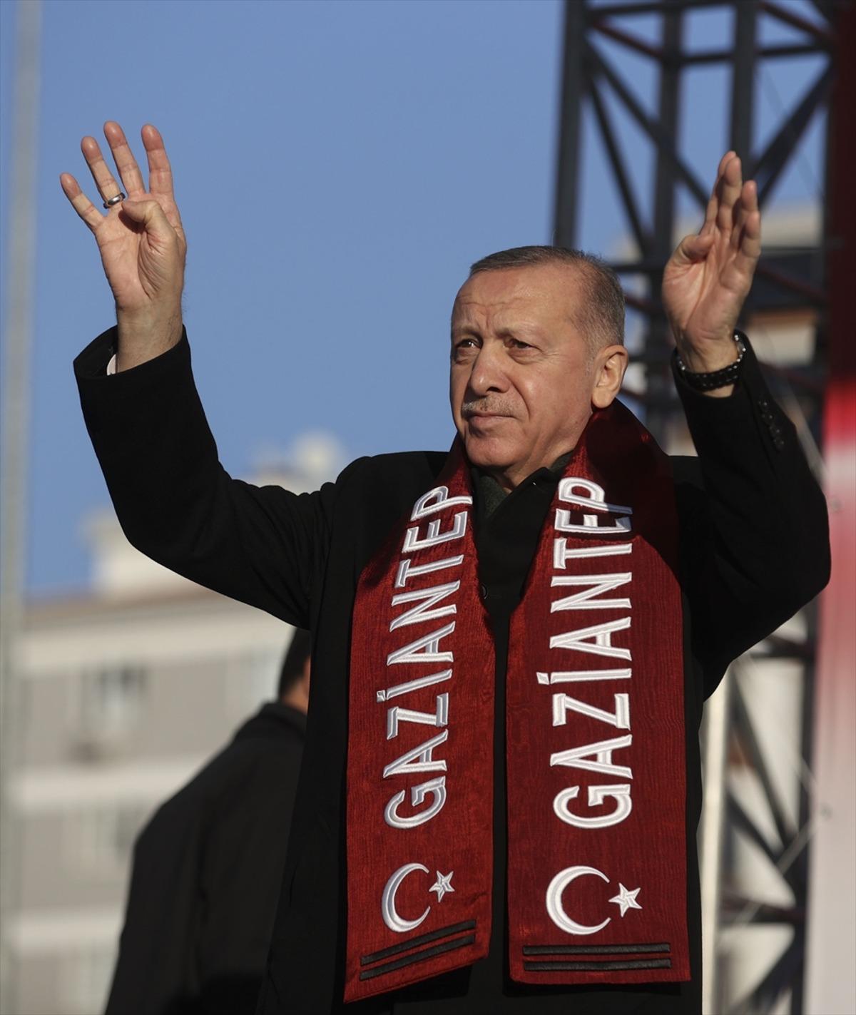 Cumhurbaşkanı Erdoğan, Gaziantep'te toplu a&ccedil;ılış t&ouml;reninde konuştu:(1)