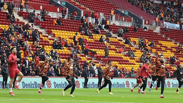 Son dakika: Erman Toroğlu'ndan Galatasaray yönetimine çağrı: Şeref madalyası verin