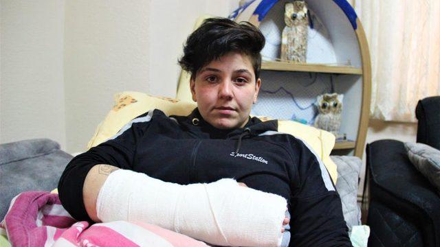 Kadın kurye trafikte dehşeti yaşadı! Kadınım dediğim halde vurmaya devam ettiler