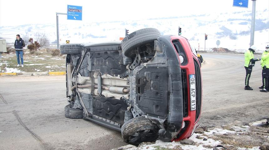 Bolu'da otomobillerin çarpıştığı kazada 4 kişi yaralandı
