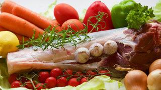 Hem besleyici hem lokum gibi: Misafirlerinize parmaklarını yedirecek sebzeli et haşlama tarifi