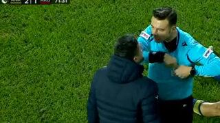 MKE Ankaragücü - Ankara Keçiörengücü karşılaşmasında maçın hakemi sağlık görevlisine sarı kart gösterdi!