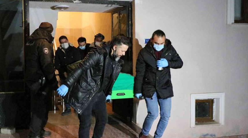 Son dakika: Sınıf &ouml;ğretmeni Ayşeg&uuml;l Taşkın erkek kardeşi tarafından kalbinden bı&ccedil;aklandı! İkna etmek i&ccedil;in gelmişti...