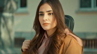 Gönül Dağı'nın Asuman'ı Hazal Çağlar göğüs dekolteli pozlarıyla Instagram'ı salladı!