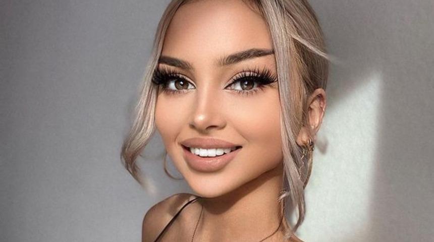 Sosyal medya fenomeni Céline Centino, yılbaşı hediyesi olarak kalça kaldırma ameliyatı satın aldı