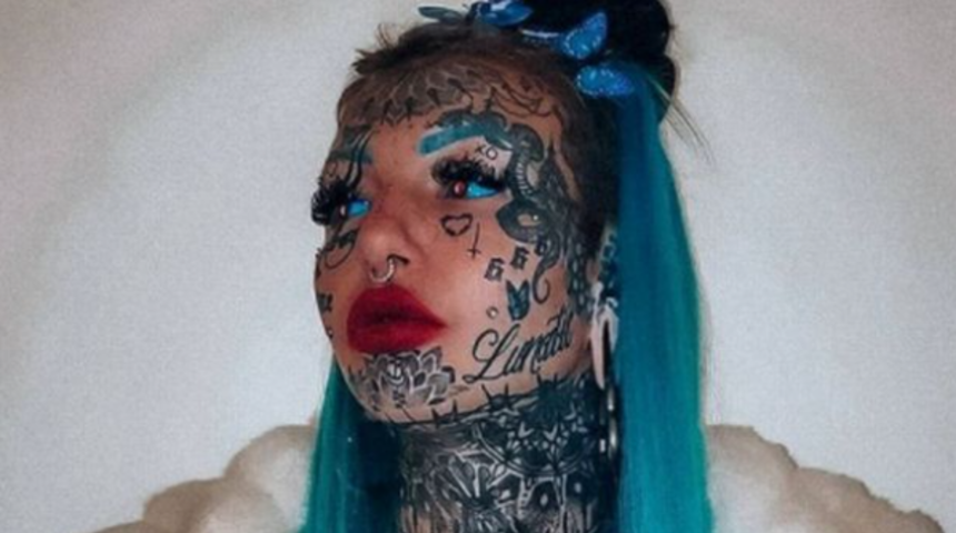 Dövme modeli Amber Luke, son prosedürünü sosyal medyadan paylaştı! Hayranlarından “Artık yeter” yorumu yağdı  