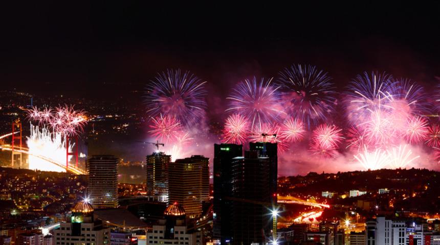 Yılbaşında sokağa çıkma yasağı var mı? 1 Ocak'ta sokağa çıkma yasağı olacak mı?