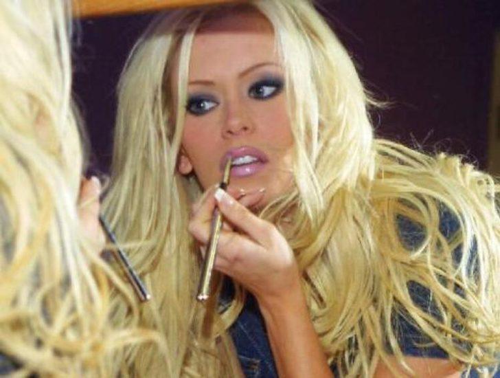 Hiç durmadan 620 erkekle seks yaparak tarihe geçmişti! Bakın ne kadar kazanmış G4