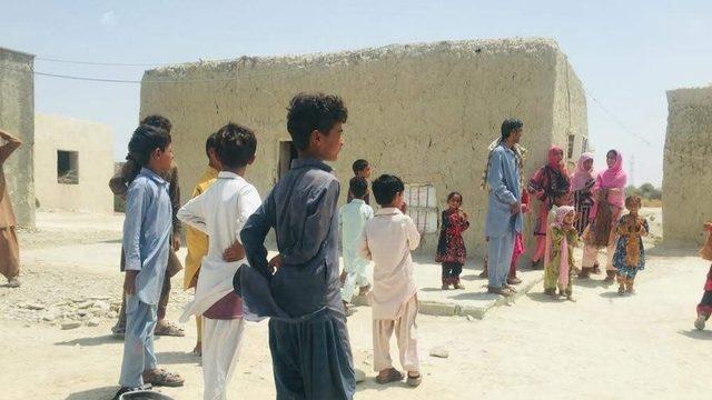 Belucistan bölgesi, İran'ın en az gelişmiş ve en yoksul bölgelerinden biri.