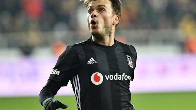 Beşiktaş'ta kadro dışı kalan Adem Ljajic'e sürpriz talip! Başakşehir...