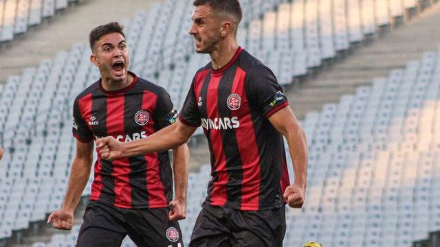 Fenerbahçe'ye Süper Lig'in gol kralı geliyor! Fatih Karagümrük'ten Aleksandar Pesic...