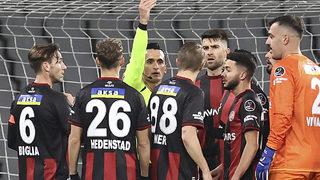 Son dakika: Caner Erkin'e büyük şok! 3 maç men edildi!