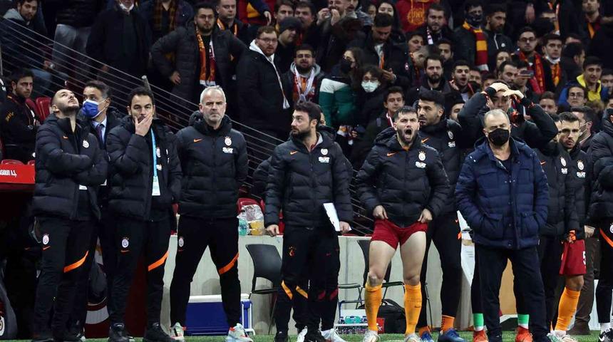 Galatasaray'da Ömer Bayram maç sonu isyan etti: Utanmamız lazım