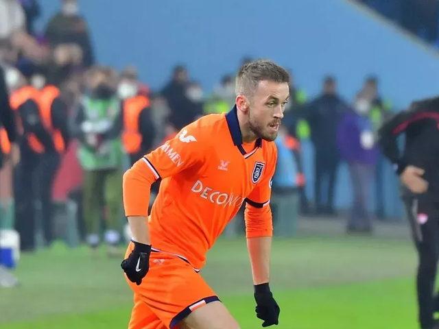 Edin Visca'dan heyecanlandıran paylaşım! Uçağa bindi geliyor! Trabzonspor, Galatasaray ve Fenerbahçe...