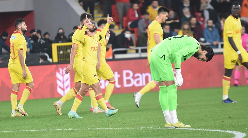 Göztepe, Yılport Samsunspor'u tek golle yıktı