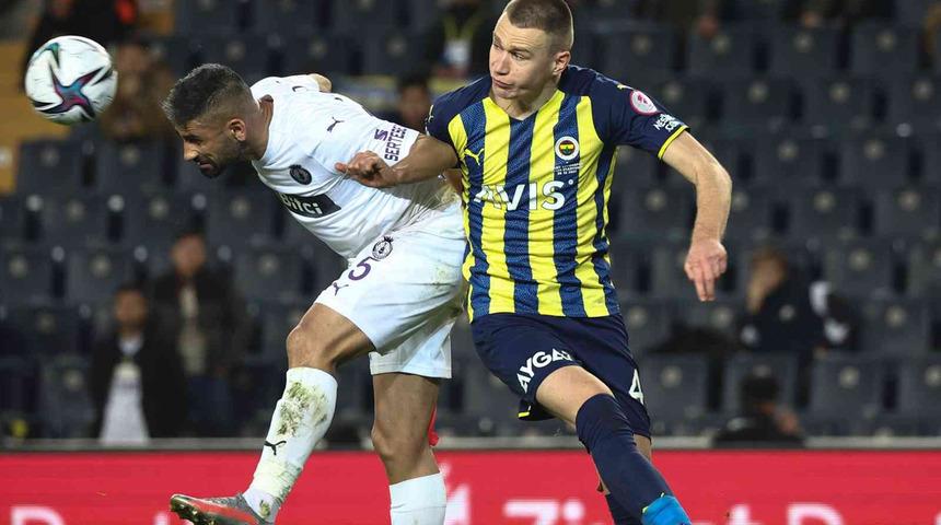 Fenerbahçe'de Szalai'den transfer açıklaması! Ayrılıyor mu?