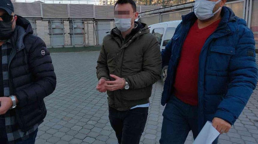 Küçük kız çocuklarına iğrenç tuzak! 13-15 yaşında gibi davranmış