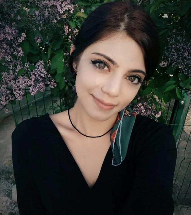 Gönül Dağı'nın Zeynep'i Güliz Albay, güzelliğiyle Instagram'ı salladı!